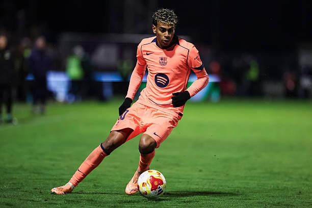 CBA-广州大胜四川 威金顿遭包夹防守