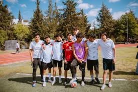 LPL新秀选手表现抢眼 教练组高度评价