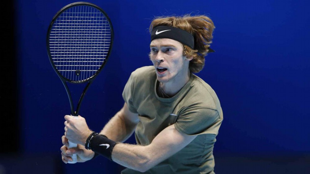 赛中表现极 赛中表现极