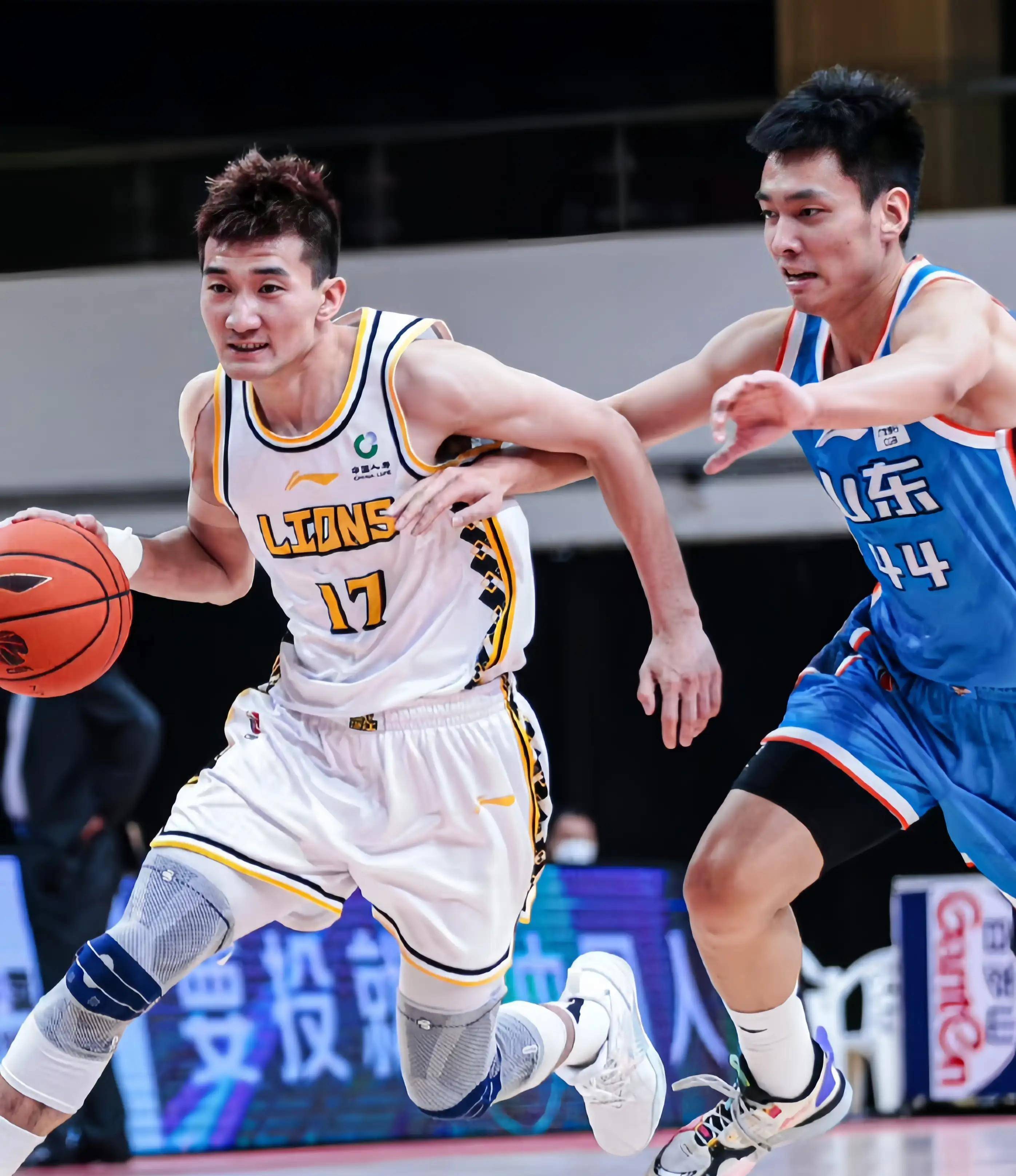 都让观众屏 都让观众屏