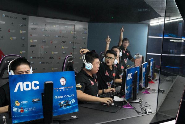 義的地點拍 義的地點拍