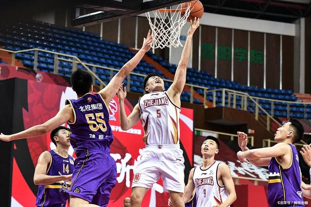 切尔西中场 切尔西中场